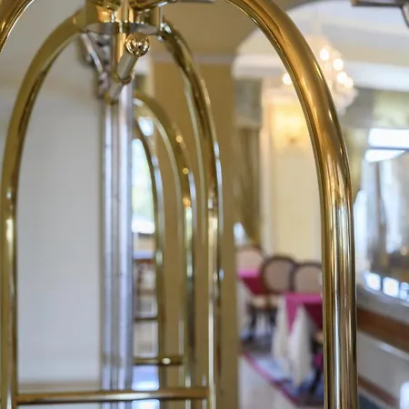 Hotel Hotiday Porto 4*