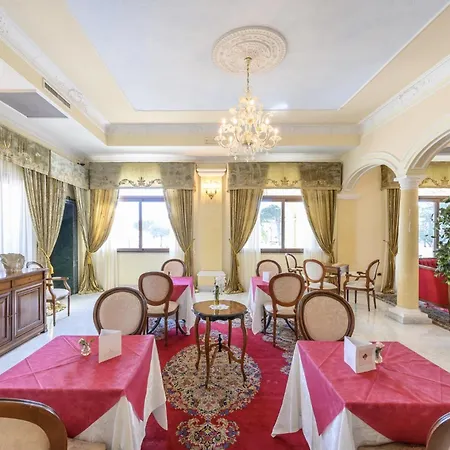 Hotel Hotiday Porto