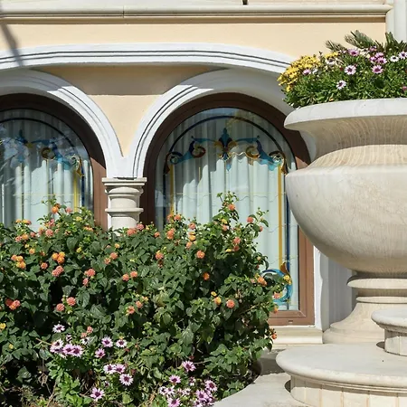 Ξενοδοχείο Hotiday Porto