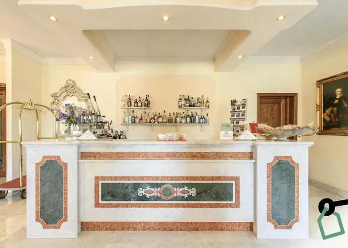 Hotel Hotiday Porto 4*