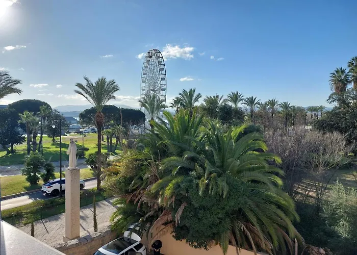 Hotiday Porto Hotel 4*